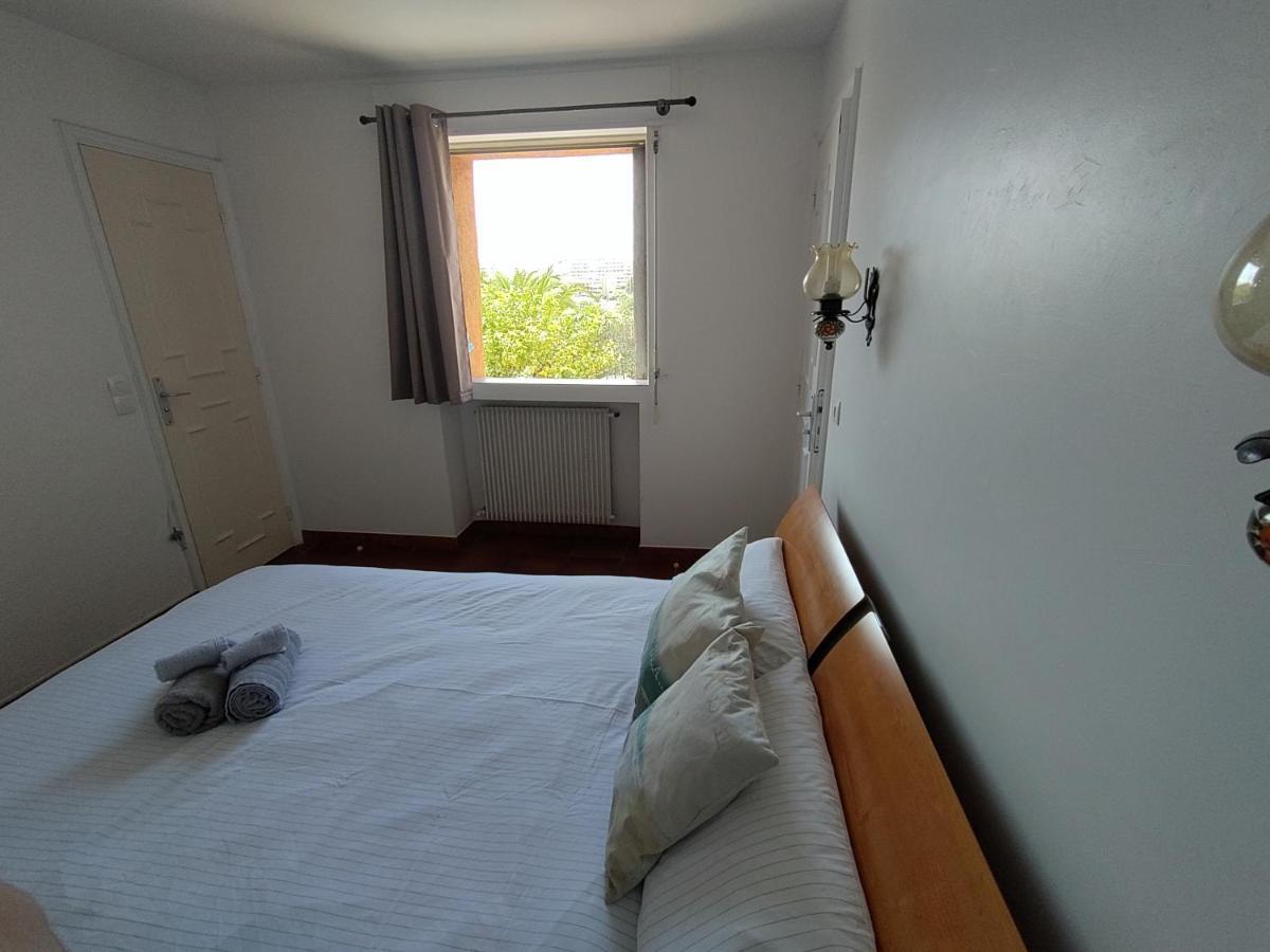 Rez-De-Villa Mougins Luaran gambar